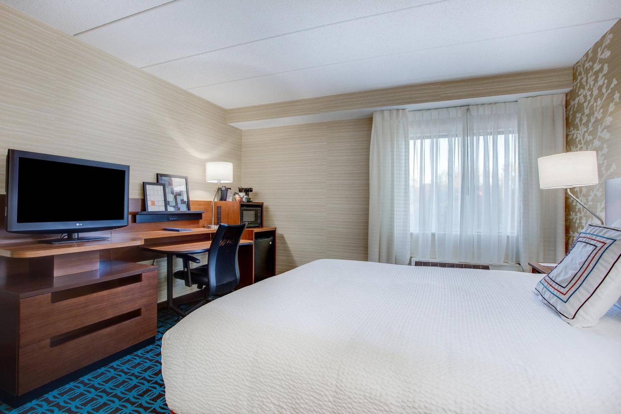 Fairfield Inn Portsmouth Seacoast Exterior foto